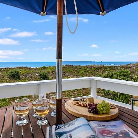 Oceanside Bach - Mount Maunganui Holiday Home ภายนอก รูปภาพ