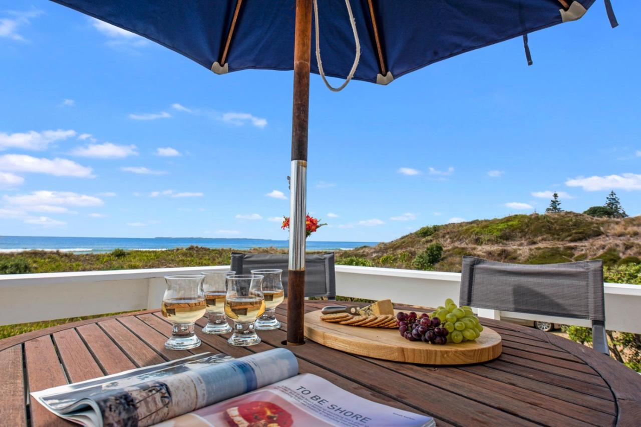 Oceanside Bach - Mount Maunganui Holiday Home ภายนอก รูปภาพ